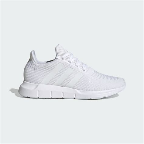 white adidas swift run 1.0